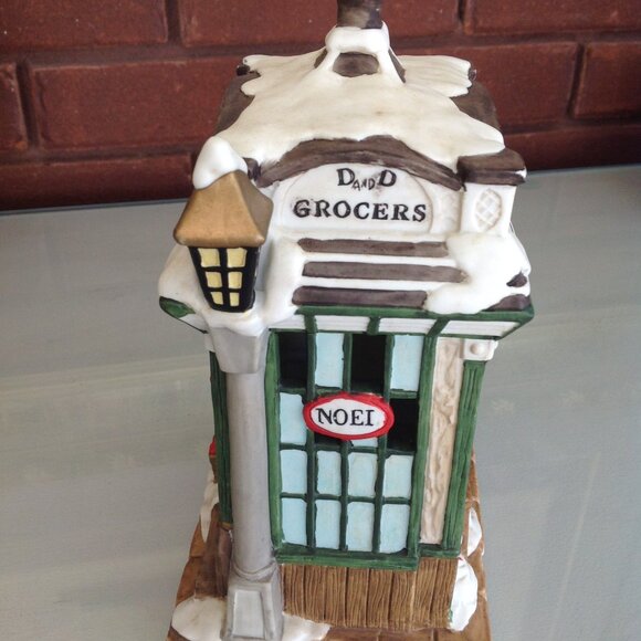 Vintage Christmas Village D & D Grocers Hand Painted - Picture 2 of 6